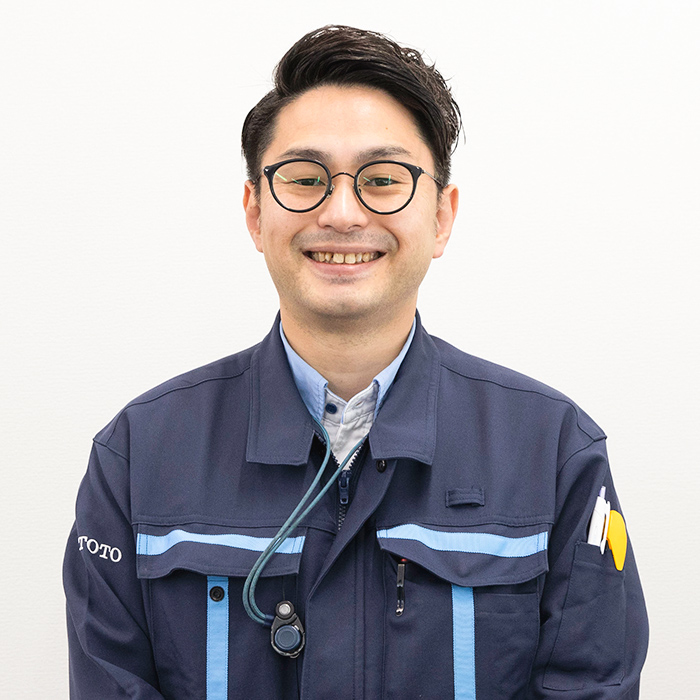 スタッフ紹介04